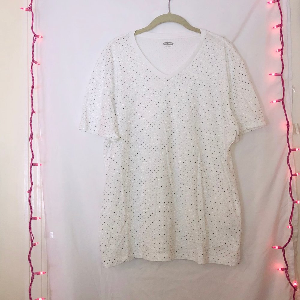 Old Navy Men's V-Neck Polka Dot Tee